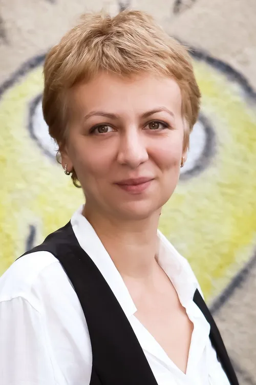 Alina Manolache, Director educațional